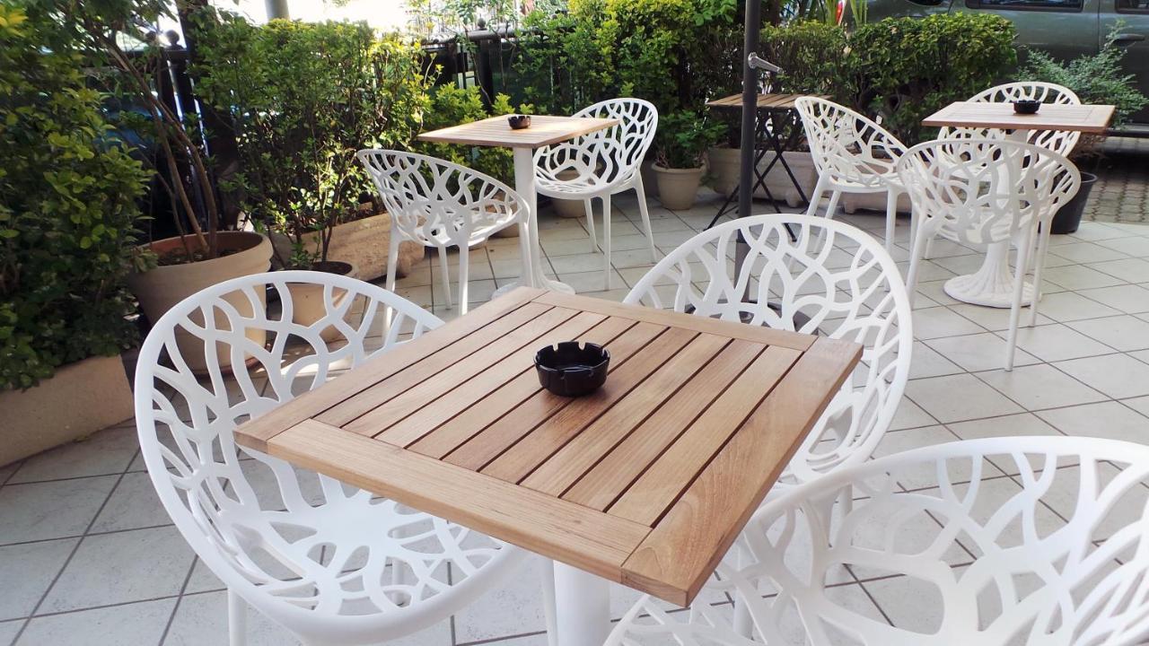 Hotel Aria Di Mare - Bed & Brunch In Centro A 里乔内 外观 照片