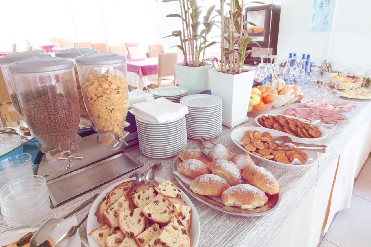 Hotel Aria Di Mare - Bed & Brunch In Centro A 里乔内 外观 照片